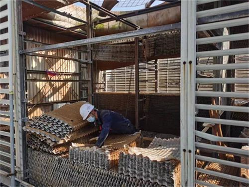 搬運冷卻塔要注意一些問題(冷卻塔的工